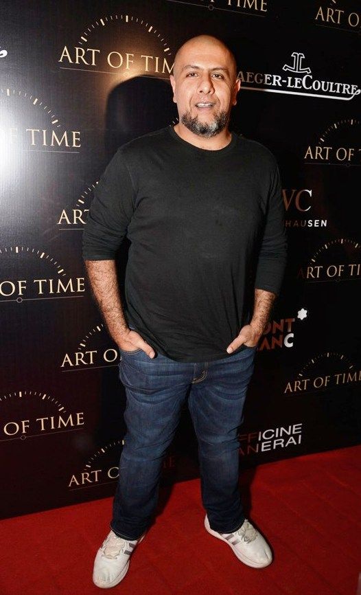 Vishal Dadlani Height, Weight, Age, Wife, Biography & More » StarsUnfolded