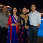 Divyanka Tripathi with her family