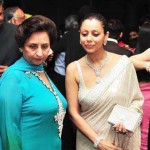 Vikrant Chibber Mother and Sister Gauri Khan