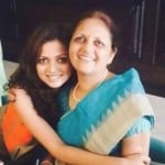 Drashti Dhami with her mother