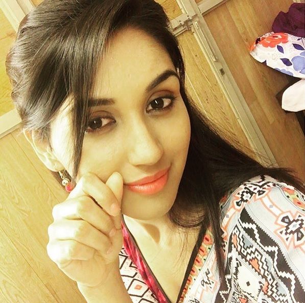 Nikita Dutta Age, Boyfriend, Family, Biography & More » StarsUnfolded