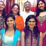 Neeti Mohan With Her parents and sisters