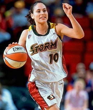 Sue Bird Height, Weight, Age, Biography & More » StarsUnfolded