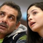 Yusra Mardini with her father