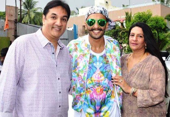 Ranveer Singh Biography, Family, Wife, Girlfriends, DOB, Size