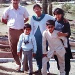 kunal-bakshi-childhood-pic-with-his-family