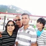 Sakshi Gulati with parents and brother