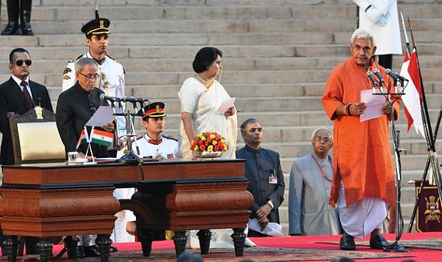 Manoj Sinha taking oath as Minister of State for Railway Ministry
