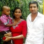 santhanam-with-his-wife-and-son