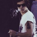 Harry smoking cigarrette