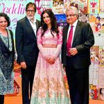 Sakshi Salve with her parents and Amitabh Bachchan