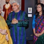 Javed Akhtar at Devangana Kumar's art exhibition
