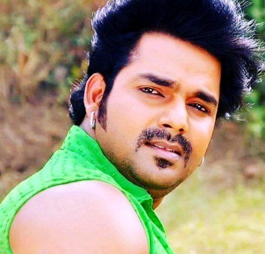 superstar pawan singh