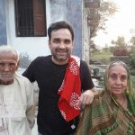 Pankaj Tripathi With His Father and Mother