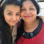 Mahima Makwana with her mother