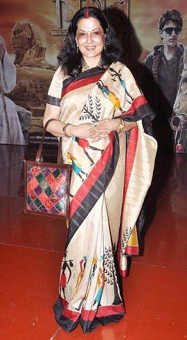 Moushumi Chatterjee - Wikipedia