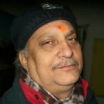 Vinay Pathak brother