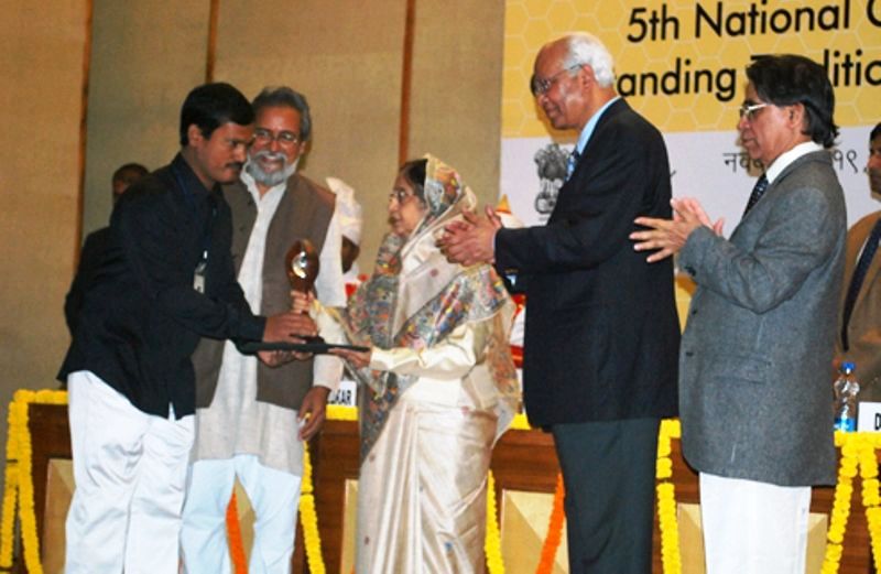 Arunachalam Muruganantham With National Innovation Award