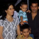 Hemant Pandey Wife and Sons