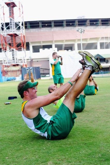 AB De Villiers Stretching