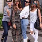 Amrita Arora with Karisma Kapoor, Gauri Khan and Malaika Arora