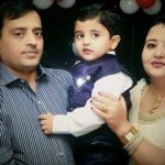 Nirnay Samadhiya with parents