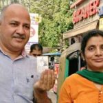 Manish Sisodia With His Wife