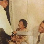 Vikrant Chibber Parents with Shahrukh Khan