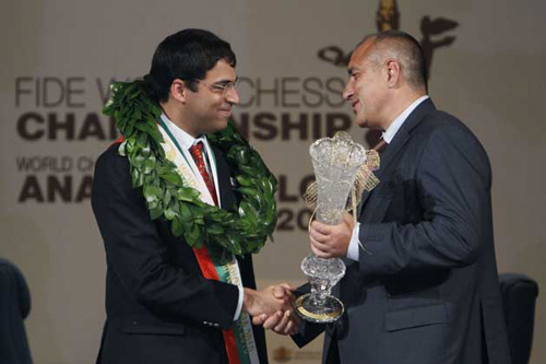 Viswanathan Anand Age, Wife, Children, Family, Biography & More »  StarsUnfolded