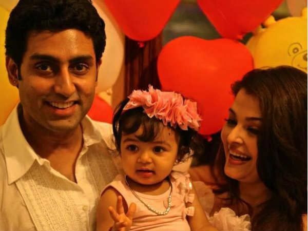 Aaradhya Bachchan with her parents