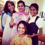 Dipika Pallikal with her mother and sisters