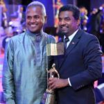 Muttiah Muralitharan Receiving Sri Lankan of the Year 2017 Award
