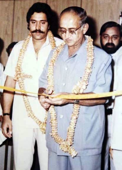 Vittal Mallya with his son Vijay Mallya