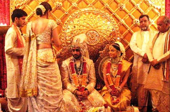 Aishwarya Rai and Abhishek Bachchan during their wedding in 2007