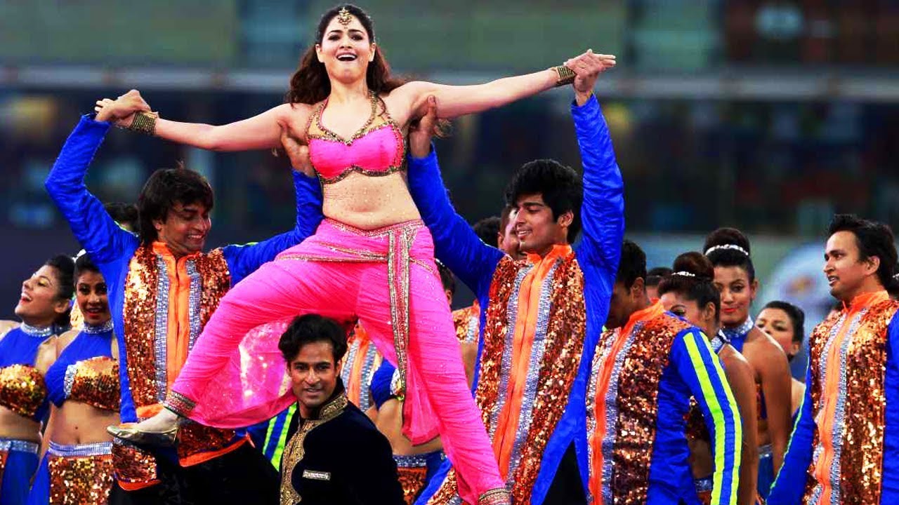 Tamannaah Bhatia performing at the Opening Ceremony of IPL 2018