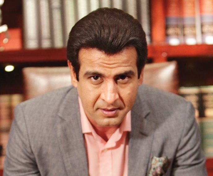 Ronit Roy Age, Height, Wife, Family, Biography & More » StarsUnfolded