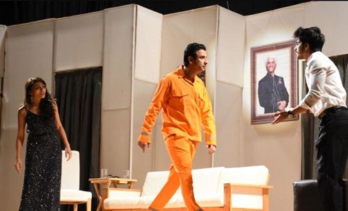 Sharman Joshi performing in a theatre play