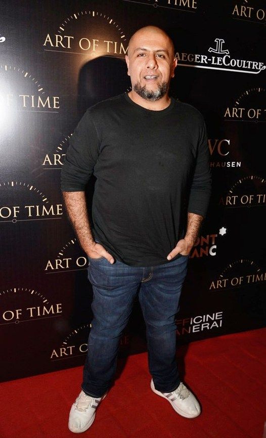 Vishal Dadlani Height Vishal Dadlani Biography Wife Age Weight Height ...