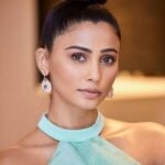 Daisy Shah Height, Weight, Age, Husband, Affairs & More