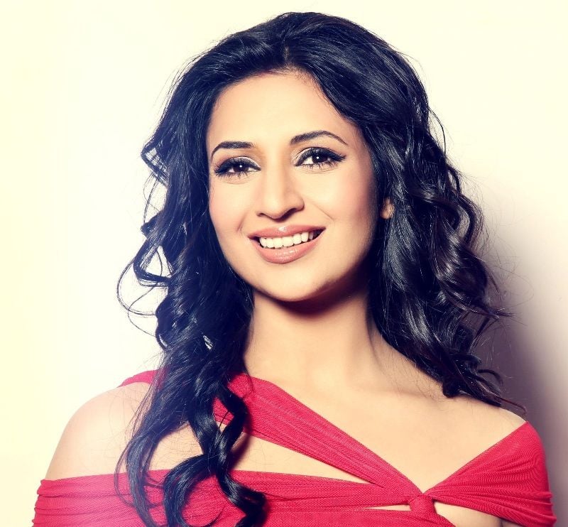 Divyanka Tripathi Age, Height, Husband, Family, Biography & More