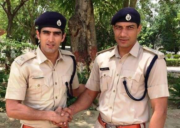 Vijender Singh as a police officer