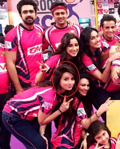 Adaa Khan with other team members of BCL's Jaipur Raj Joshiley