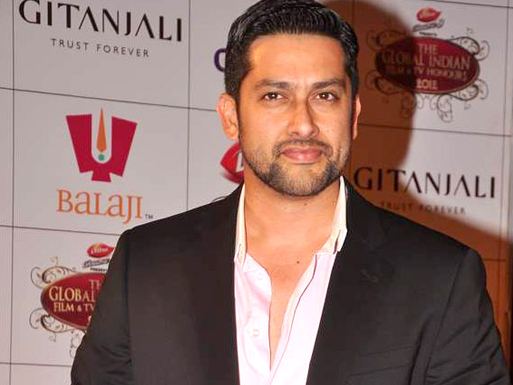 Aftab Shivdasani Height, Weight, Age, Wife, Affairs & More » StarsUnfolded