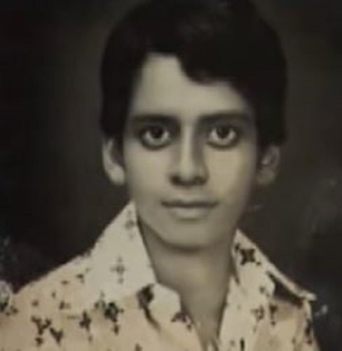 An old picture of Manoj Bajpayee