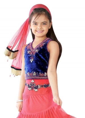 Ruhanika Dhawan Age, Family, Biography & More » StarsUnfolded