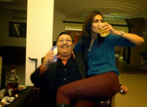 Vaani Kapoor with her father Shiv Kapoor