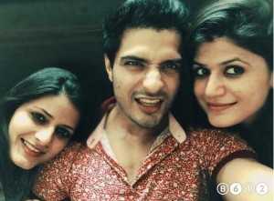 Vin Rana with his sisters