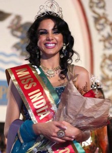 Monica Gill after winning Miss India USA 2013
