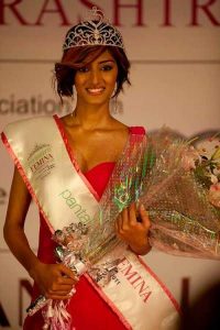 Erica Fernandes after winning the title of "Miss Maharashtra 2011"