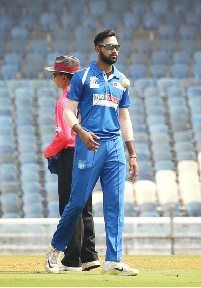 Krunal Pandya Cricketer Height Weight Age Wife